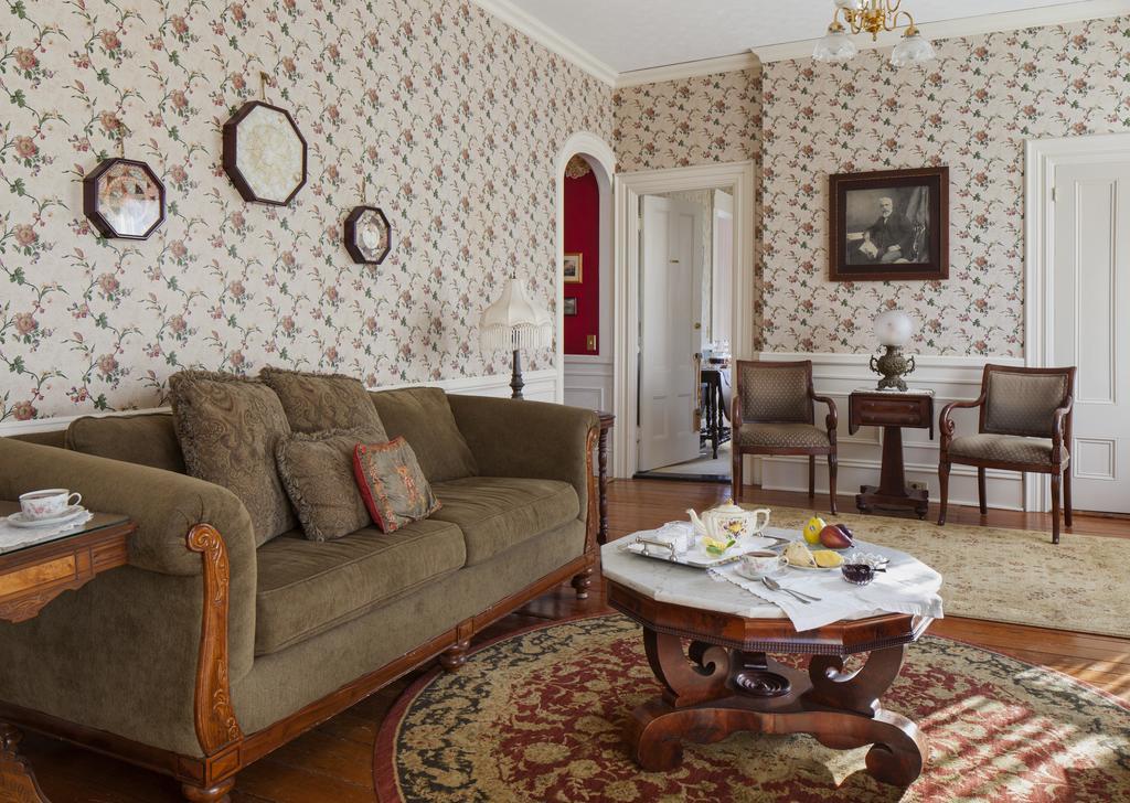 Isaiah Jones Homestead Bed And Breakfast Sandwich Buitenkant foto
